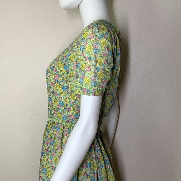 Vintage 50s Home Made Floral Seersucker Day Dress Modern Sz 2 Short Sleeve Knee - Picture 3 of 8